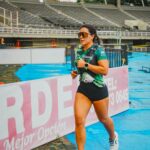 Mujer Corriendo Carrera